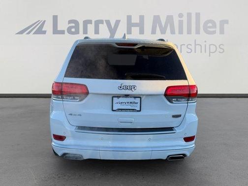 2020 Jeep Grand Cherokee Summit