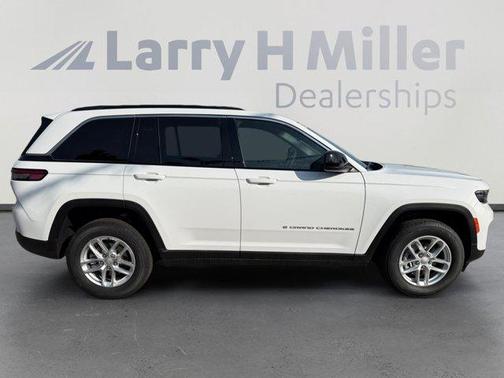 2025 Jeep Grand Cherokee Laredo X