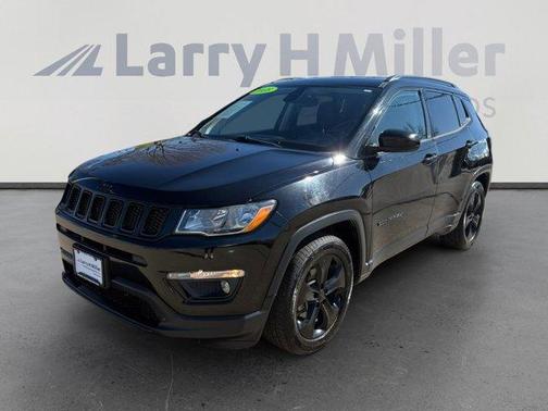 Diamond Black 2018 Jeep Compass Latitude