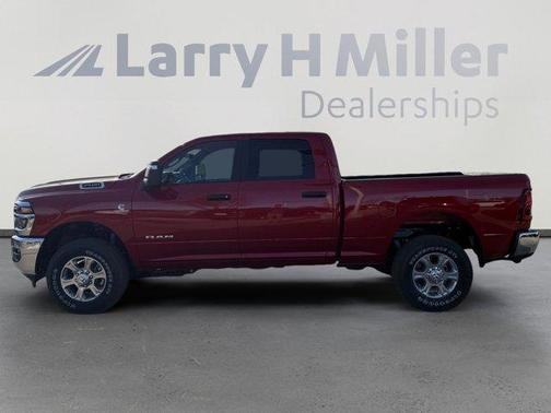 Molten Red Pearlcoat 2026 RAM 2500 Big Horn