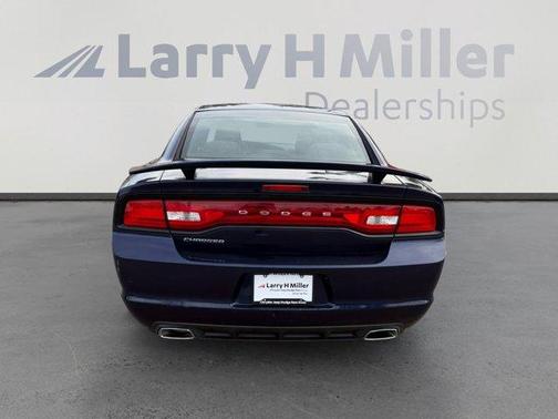 Jazz Blue 2013 Dodge Charger SE