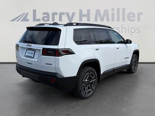 Bright White Clearcoat 2026 Jeep Cherokee LAREDO/LIMITED