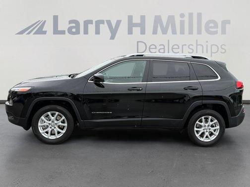 Diamond Black 2017 Jeep Cherokee Latitude