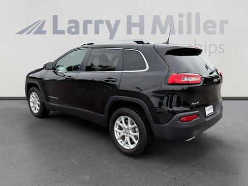 Diamond Black 2017 Jeep Cherokee Latitude