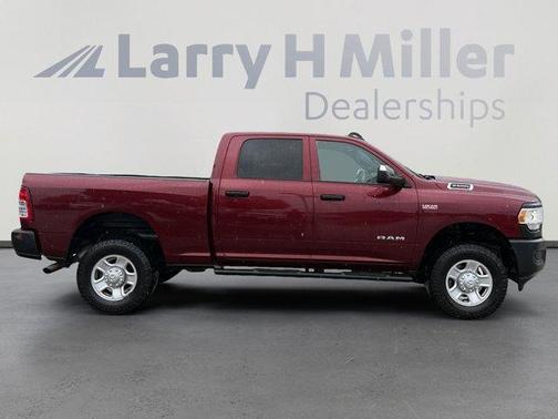 Delmonico Red Pearlcoat 2022 RAM 2500 Tradesman