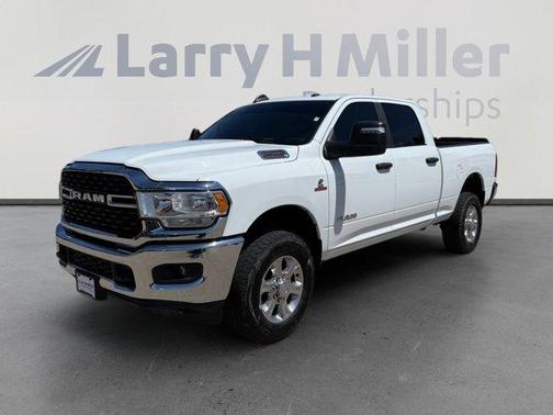 Bright White Clearcoat 2024 RAM 2500 Big Horn