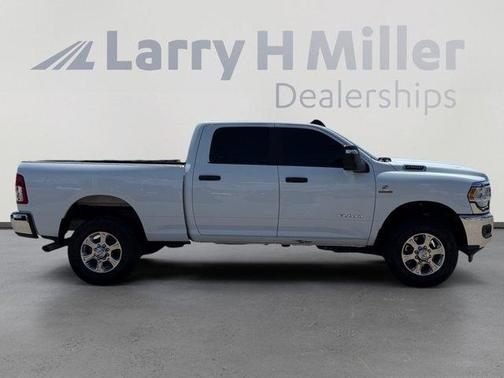 Bright White Clearcoat 2024 RAM 2500 Big Horn