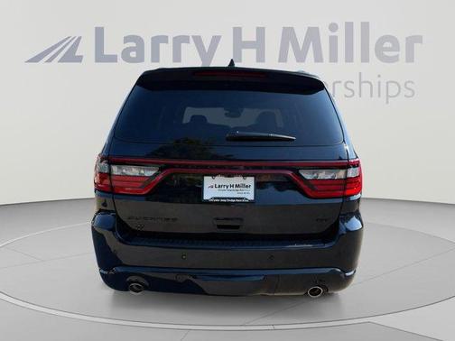 Night 2026 Dodge Durango GT Plus HEMI V8