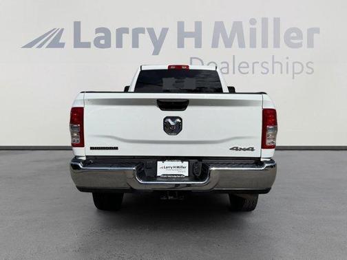 Bright White Clearcoat 2024 RAM 2500 Big Horn