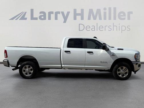Bright White Clearcoat 2024 RAM 2500 Big Horn