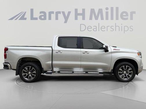 Silver Ice Metallic 2022 Chevrolet Silverado 1500 LT