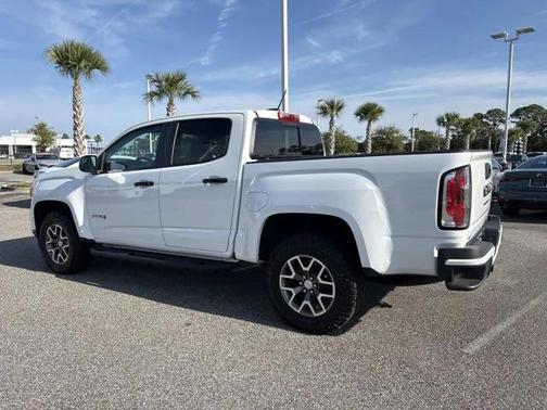2022 GMC Canyon AT4