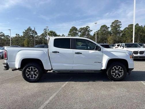 2022 GMC Canyon AT4