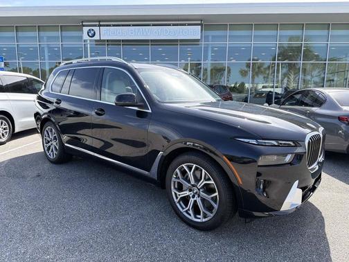 Black Sapphire 2026 BMW X7 xDrive40i