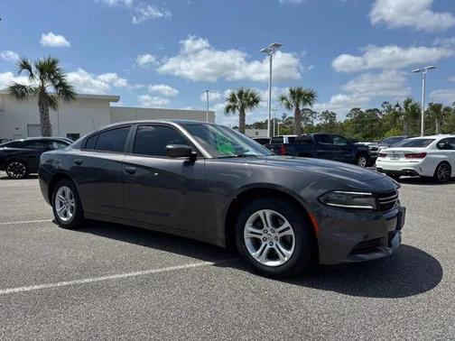 2016 Dodge Charger SE