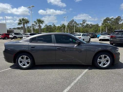 2016 Dodge Charger SE