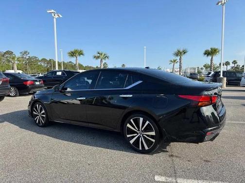 2020 Nissan Altima Platinum VC-Turbo FWD