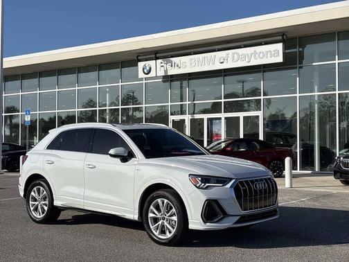 2024 Audi Q3 45 S line Premium Plus