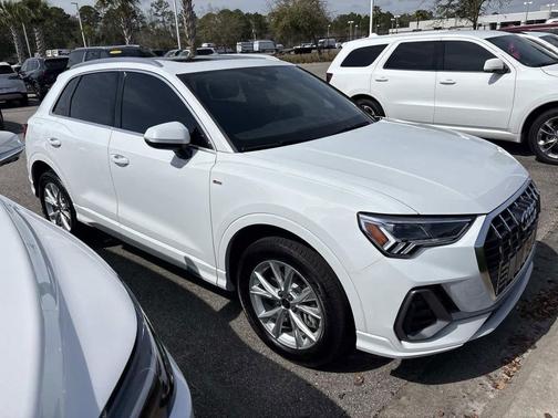 2024 Audi Q3 45 S line Premium Plus