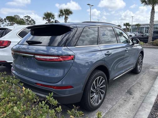 2025 Lincoln Corsair Reserve