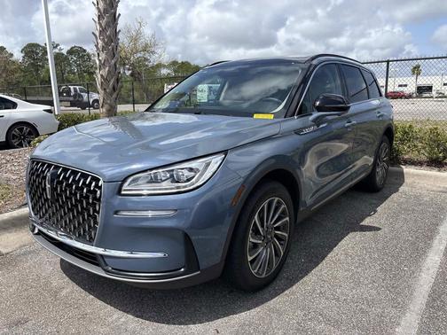 2025 Lincoln Corsair Reserve