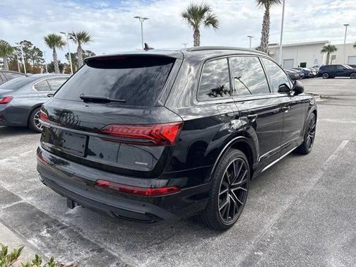 2023 Audi Q7 55 Prestige