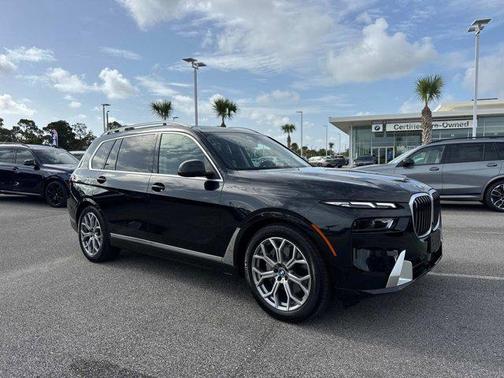 2025 BMW X7 xDrive40i