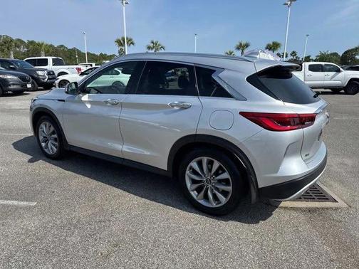 2021 INFINITI QX50 LUXE AWD