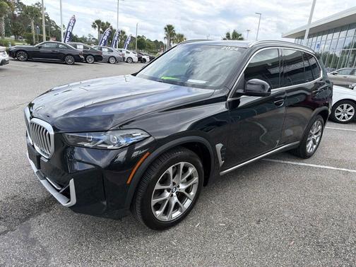 Black Sapphire Metallic 2024 BMW X5 xDrive40i