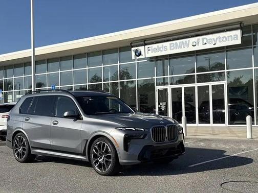 2025 BMW X7 xDrive40i