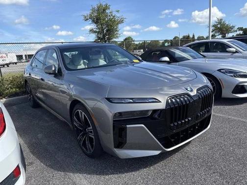 2023 BMW 760 i xDrive