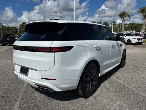 2024 Land Rover Range Rover Sport SE