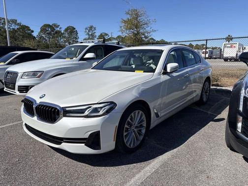 2022 BMW 530 i xDrive