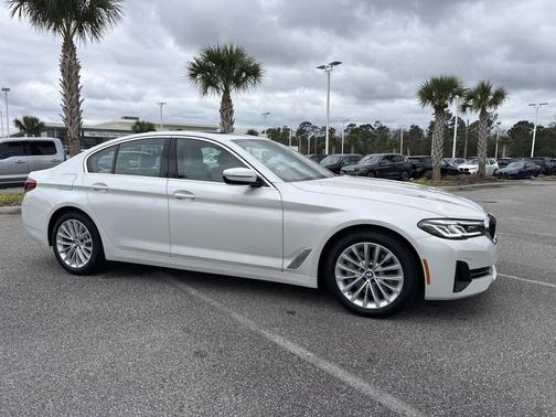 2022 BMW 530 i xDrive
