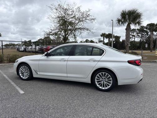2022 BMW 530 i xDrive
