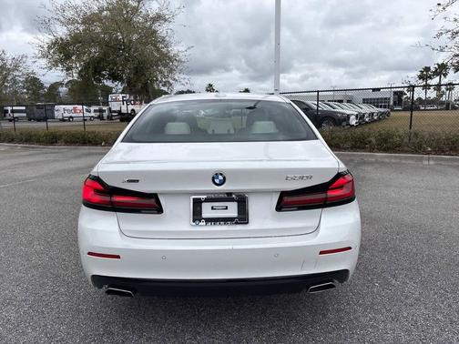 2022 BMW 530 i xDrive