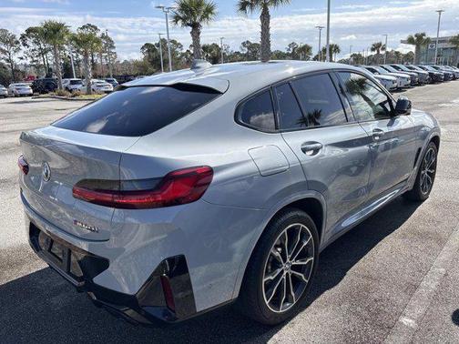 2024 BMW X4 M40i