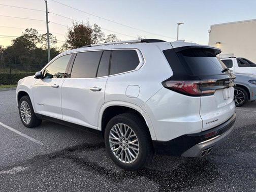 2024 GMC Acadia Denali