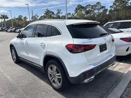 2021 Mercedes-Benz GLA 250 Base 4MATIC