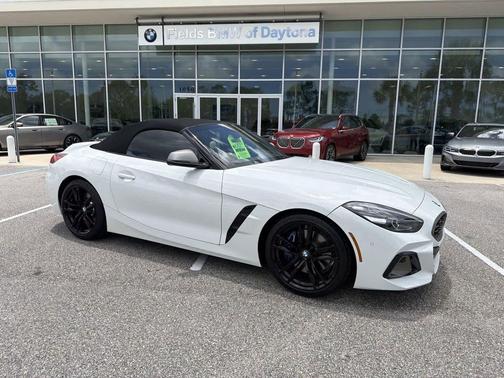 Alpine White 2025 BMW Z4 M40i