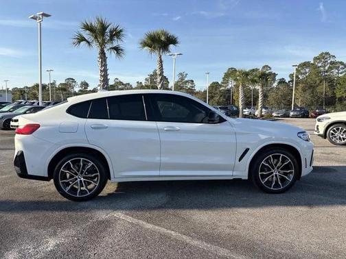 2023 BMW X4 M40i