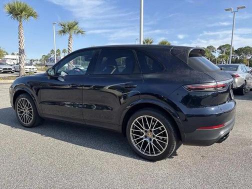 2022 Porsche Cayenne Platinum Edition