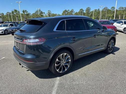 2021 Lincoln Nautilus Reserve