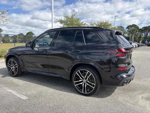 2026 BMW X5 M60i