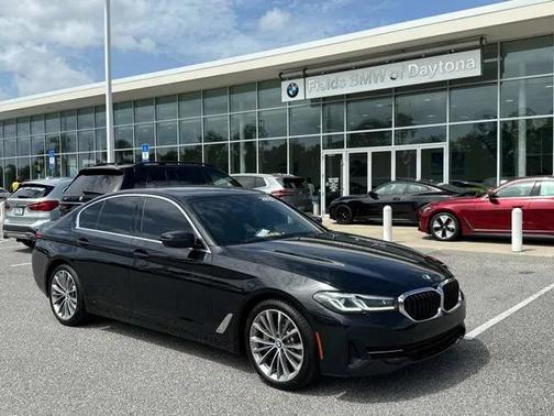 2022 BMW 530 i
