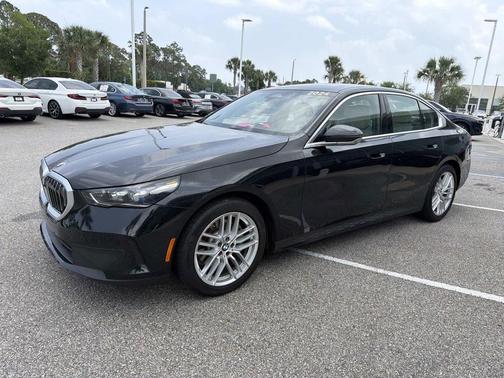 Black Sapphire Metallic 2024 BMW 530 530i