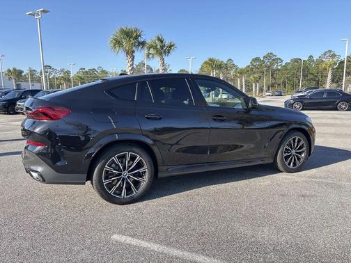 Black Sapphire Metallic 2026 BMW X6 xDrive40i