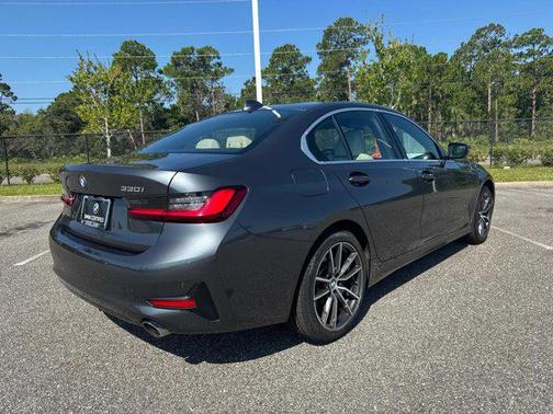 2022 BMW 330 xDrive