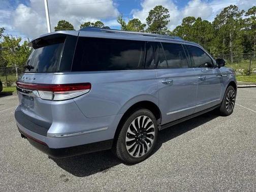 2023 Lincoln Navigator Black Label