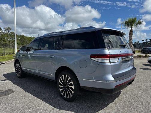 2023 Lincoln Navigator Black Label